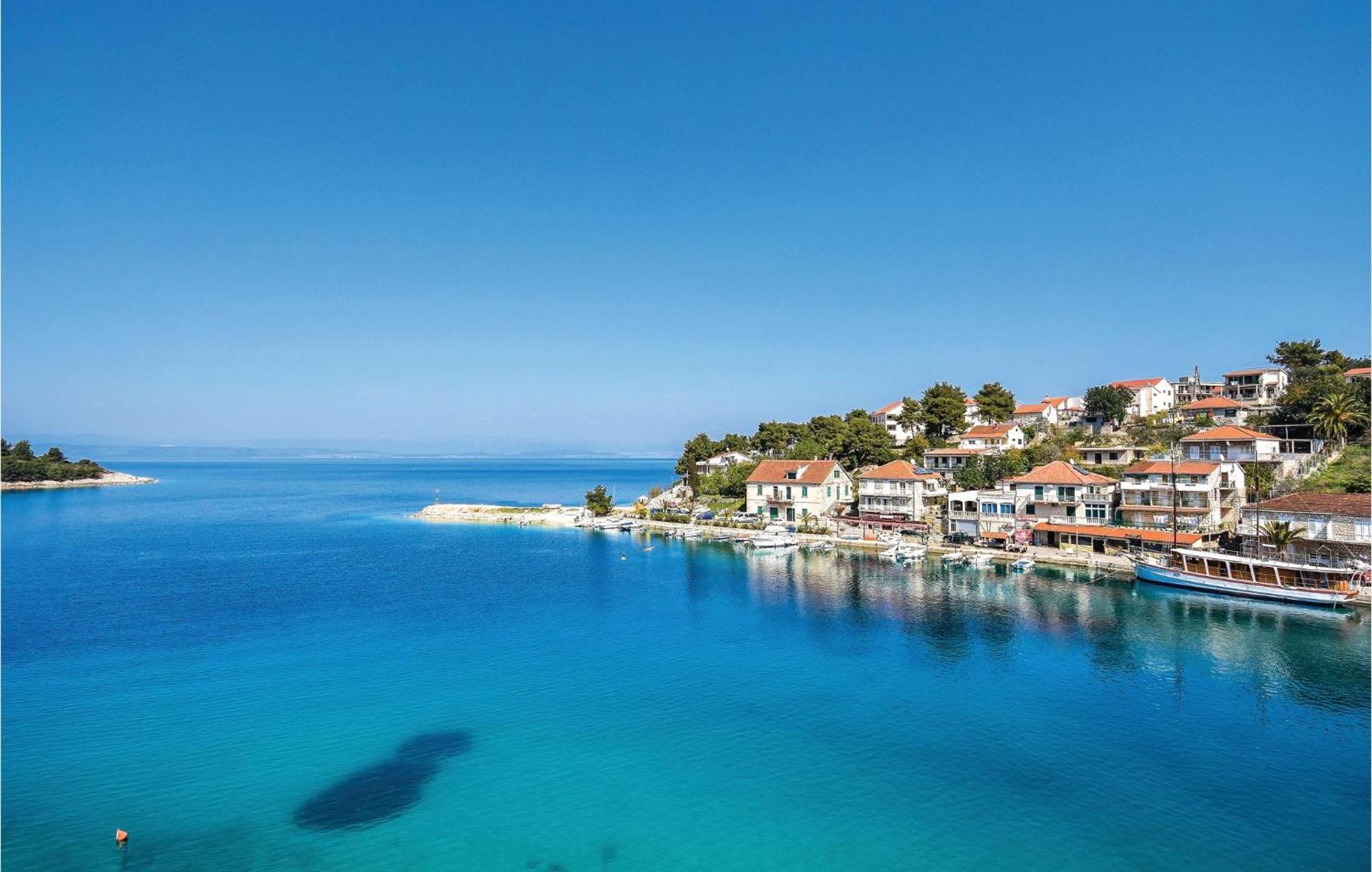 2 Bedroom Gorgeous Apartment In Stomorska Εξωτερικό φωτογραφία